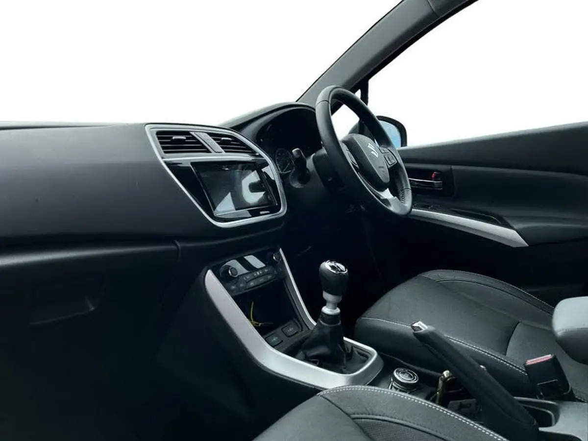 2020-suzuki-s-cross-14-boosterjet-sz5-129ps-allgrip-hybrid-big-2