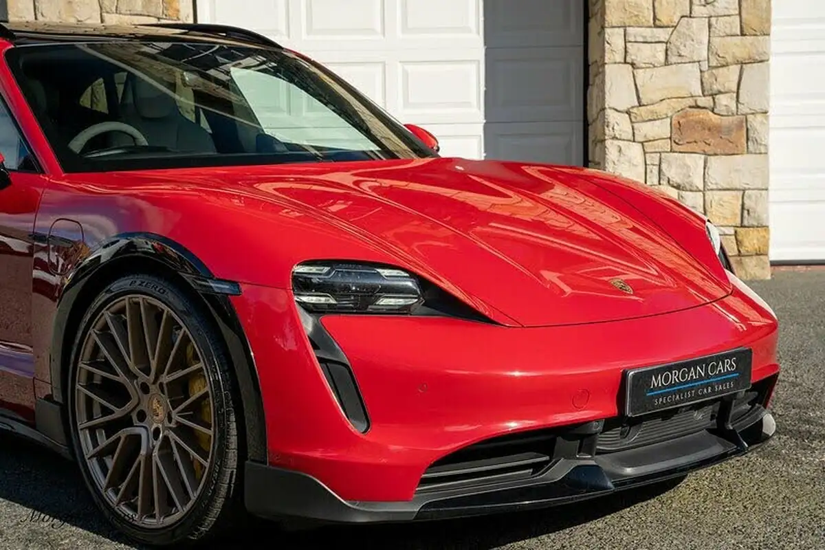 2021-porsche-taycan-e-turbo-s-cross-turismo-awd-big-1