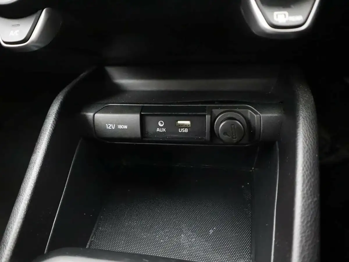 2019-kia-rio-125-1-big-24
