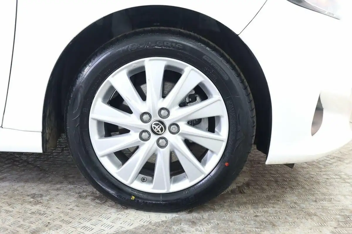 2022-toyota-yaris-15-vvt-i-icon-big-22
