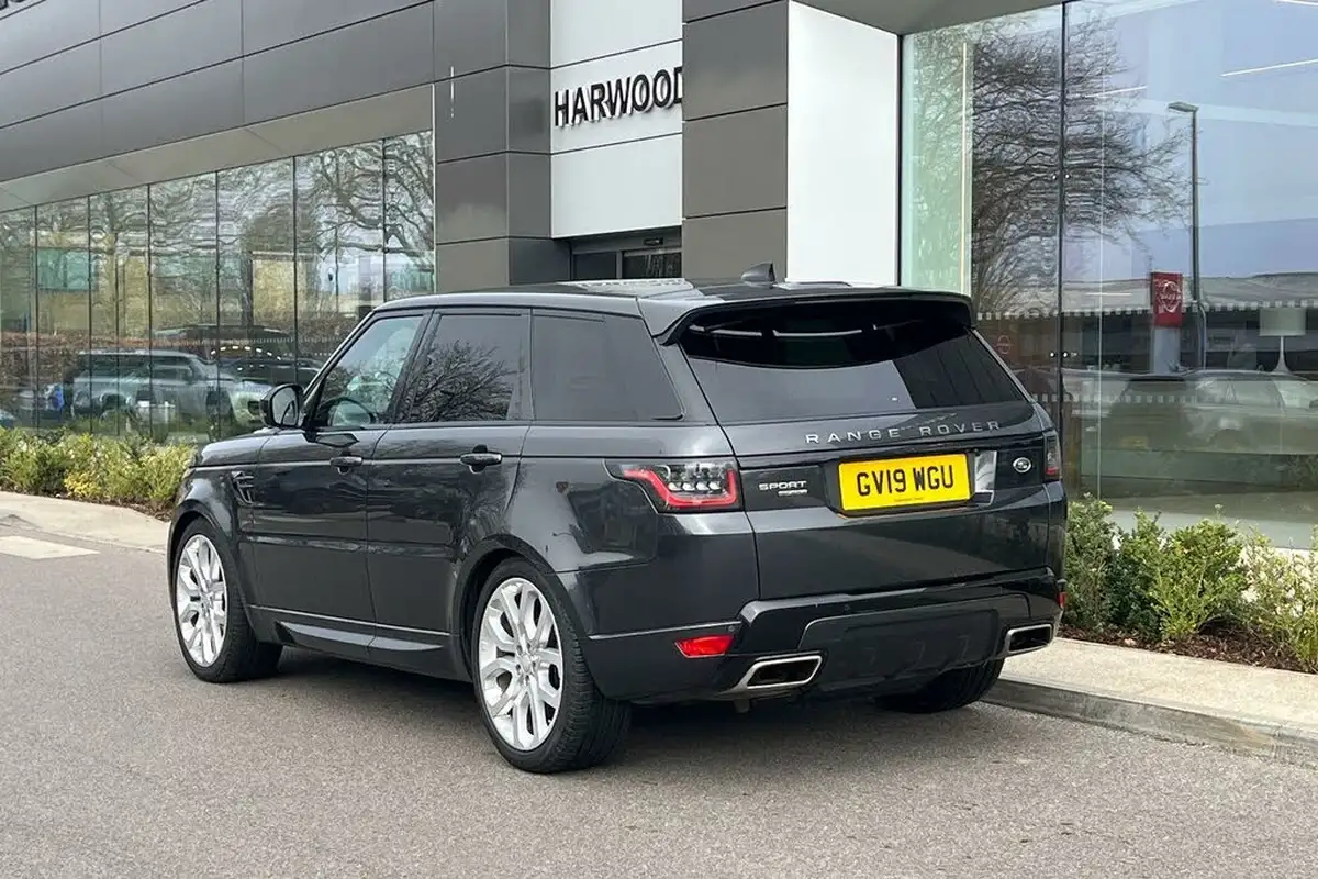 2019-land-rover-range-rover-sport-30-sdv6-hse-dynamic-big-11