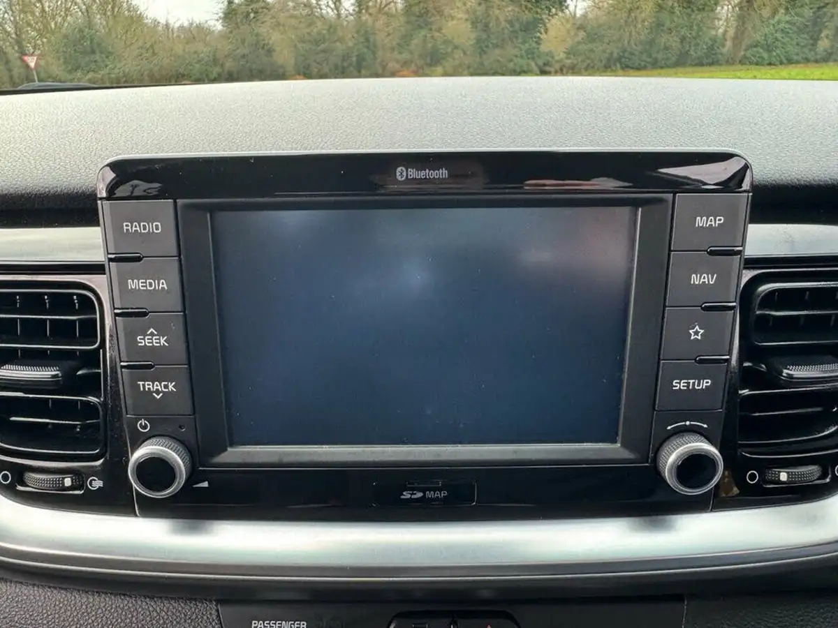2017-kia-stonic-10-t-gdi-first-edition-big-42