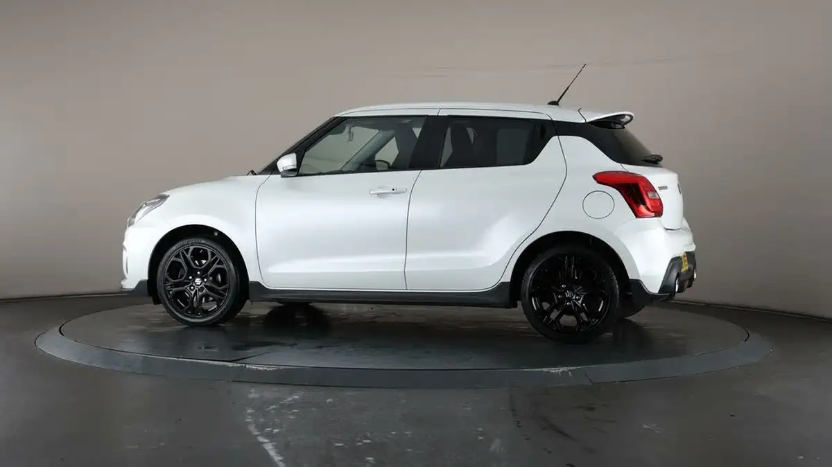 2018-suzuki-swift-14-boosterjet-sport-big-67