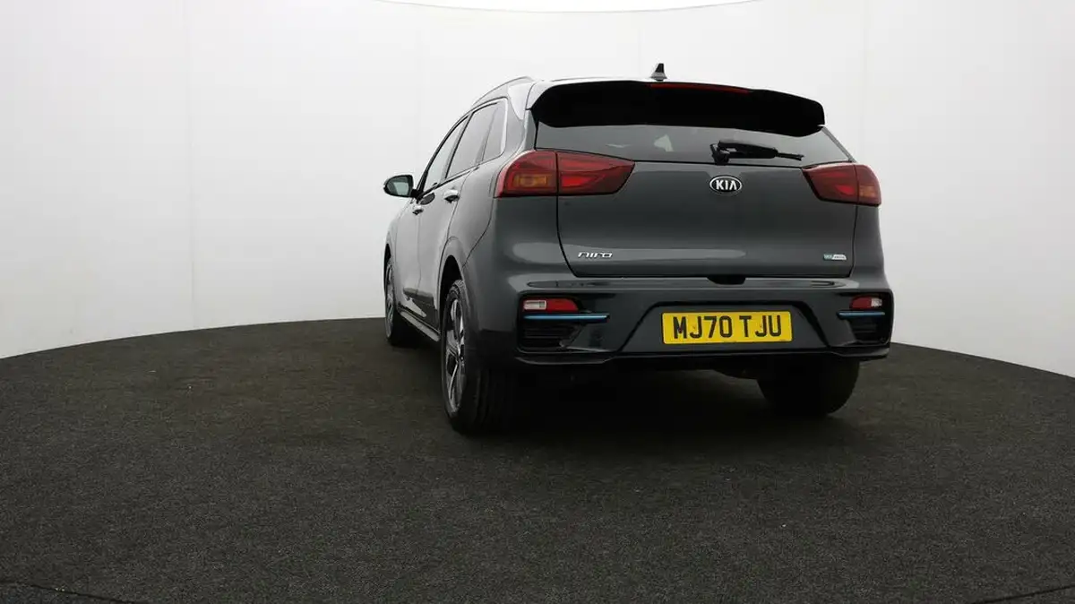2020-kia-e-niro-ev-2-big-79