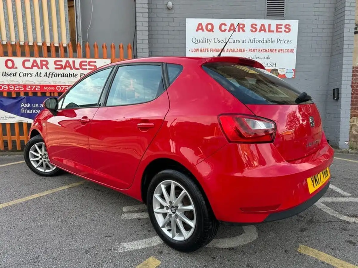 2017-seat-ibiza-10-se-technology-hatchback-5d-big-4
