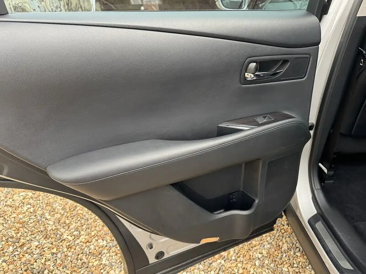 2010-lexus-rx-450h-35-se-i-big-30