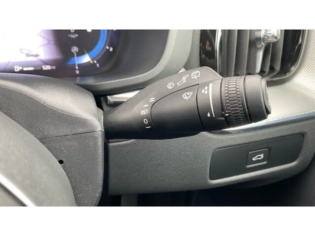 2024-volvo-xc60-20td-b4-plus-big-23