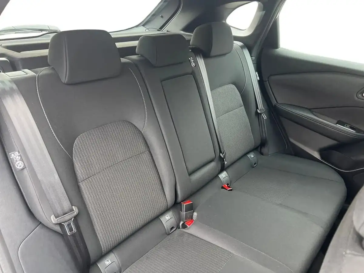 2024-nissan-qashqai-15-acenta-premium-big-14