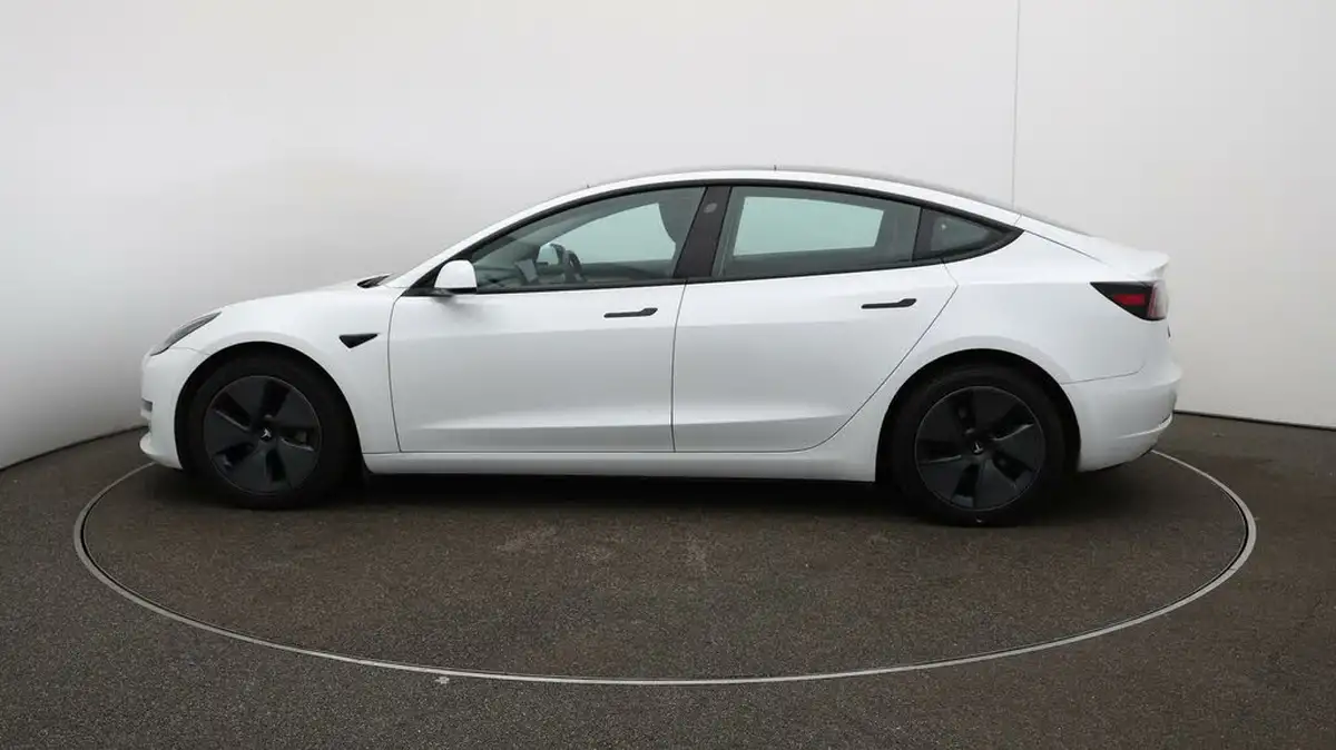 2021-tesla-model-3-e-long-range-awd-big-55