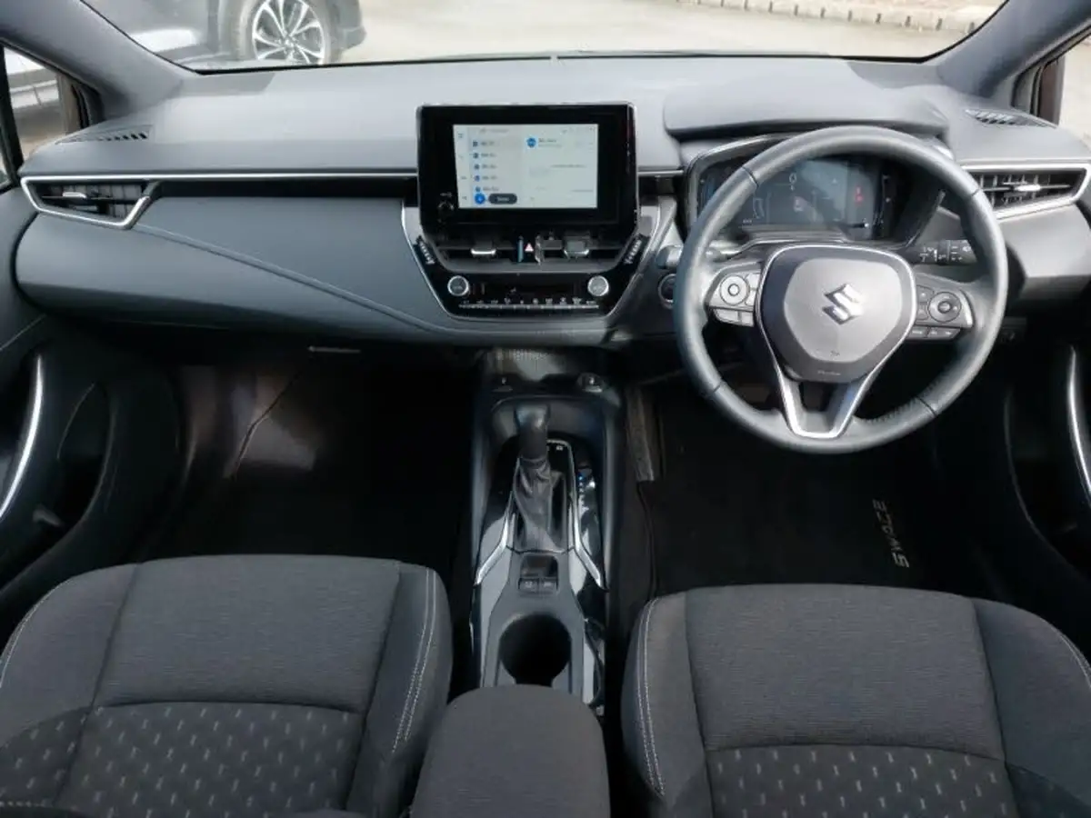 2023-suzuki-swace-18-motion-big-2