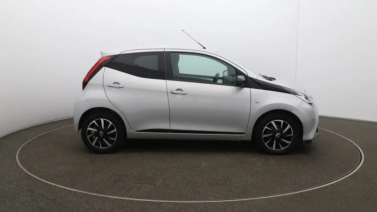 2021-toyota-aygo-10-vvt-i-x-trend-tss-x-shift-big-47