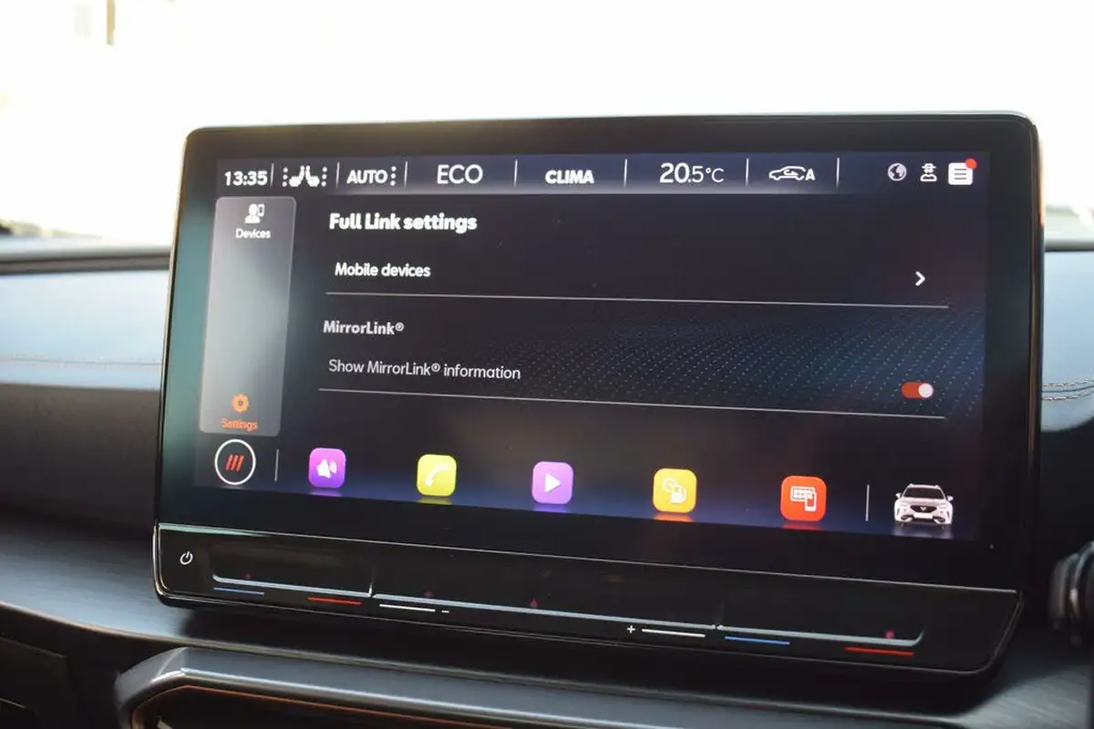 2021-cupra-formentor-14-e-hybrid-vz2-big-29