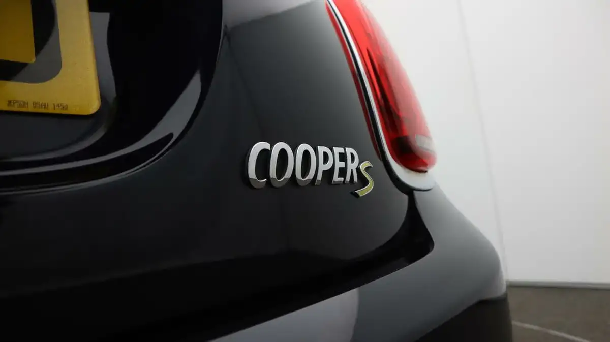 2020-mini-cooper-e-cooper-s-3-big-24