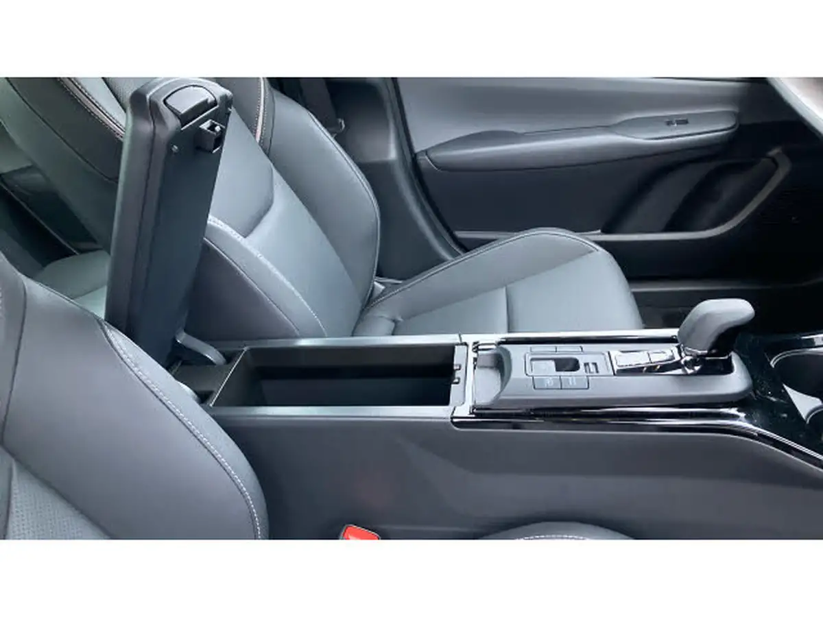 2024-toyota-prius-20-vvt-i-excel-big-34