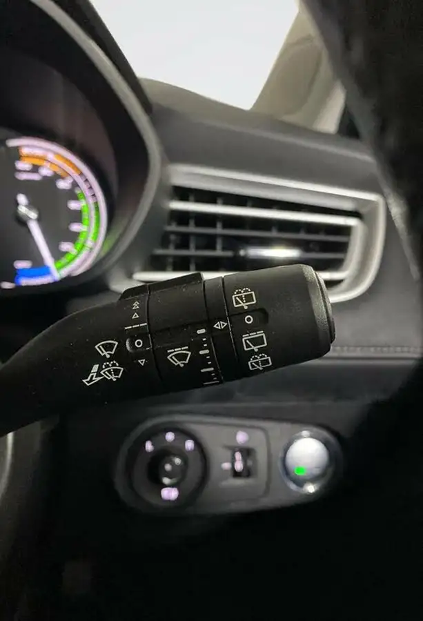 2021-mg-mg5-e-exclusive-ev-big-18