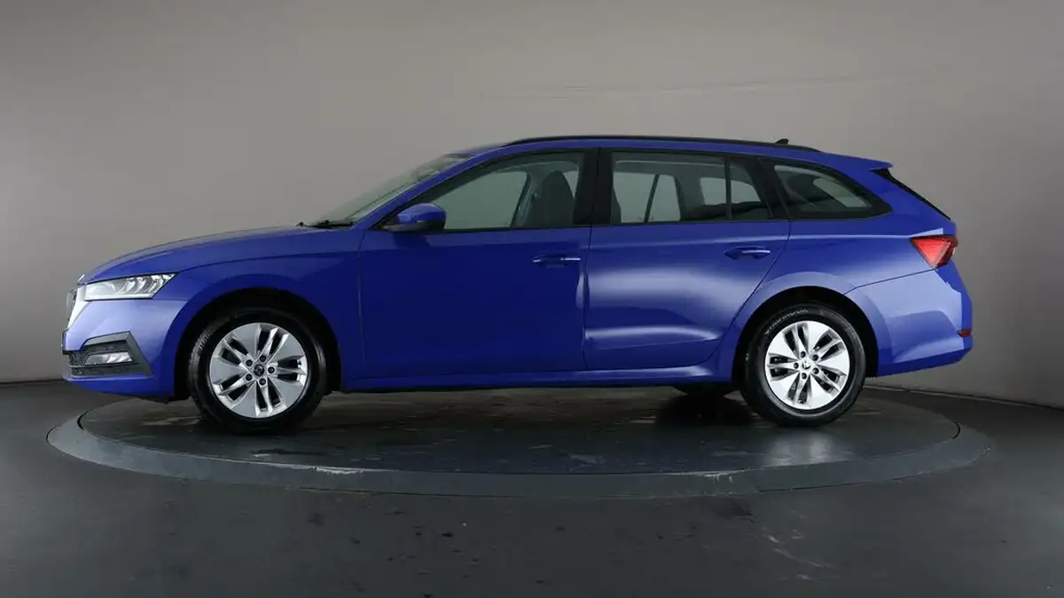 2021-skoda-octavia-20tdi-se-technology-115ps-scr-estate-big-37