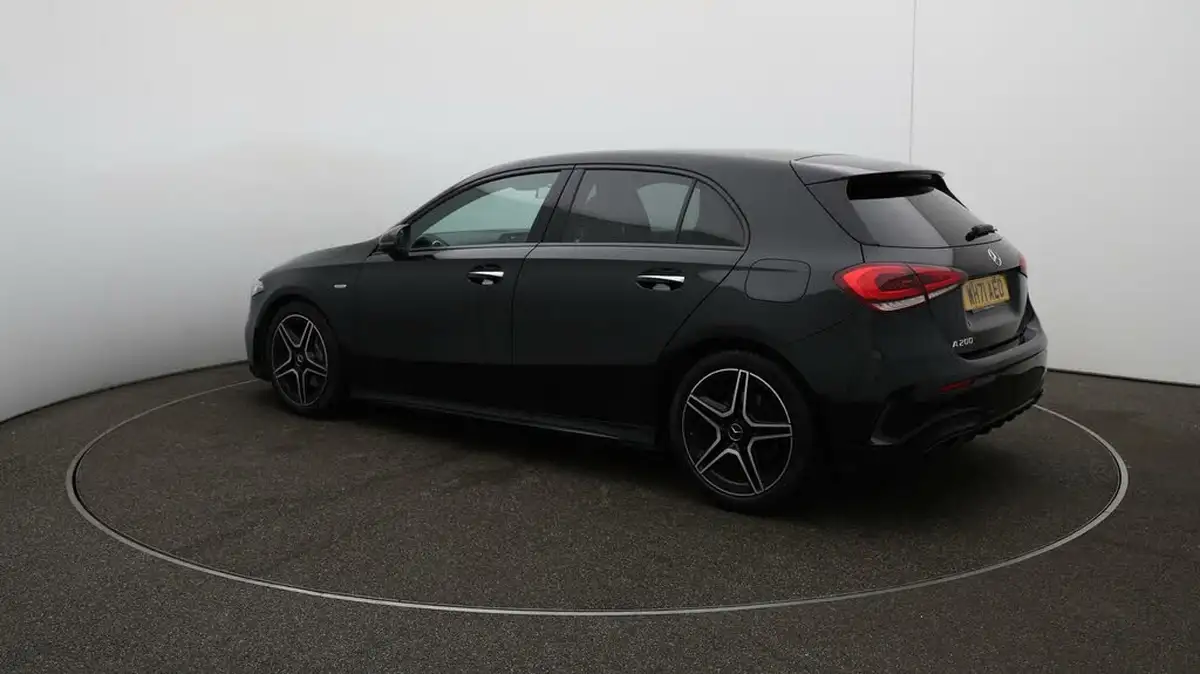2022-mercedes-benz-a-class-13-a200-amg-line-premium-edition-hatchback-5d-7g-dct-big-5