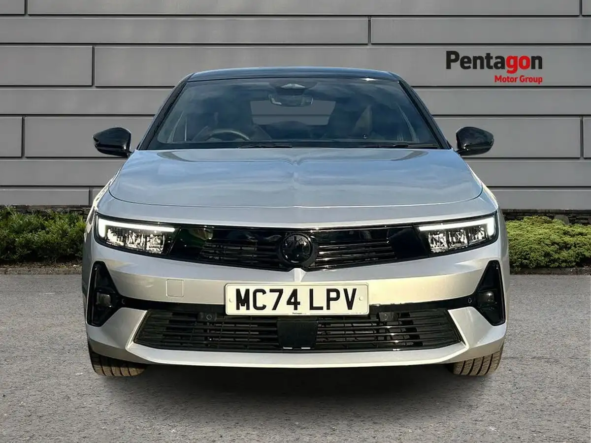 2024-vauxhall-astra-12-turbo-gs-130ps-hatchback-big-14