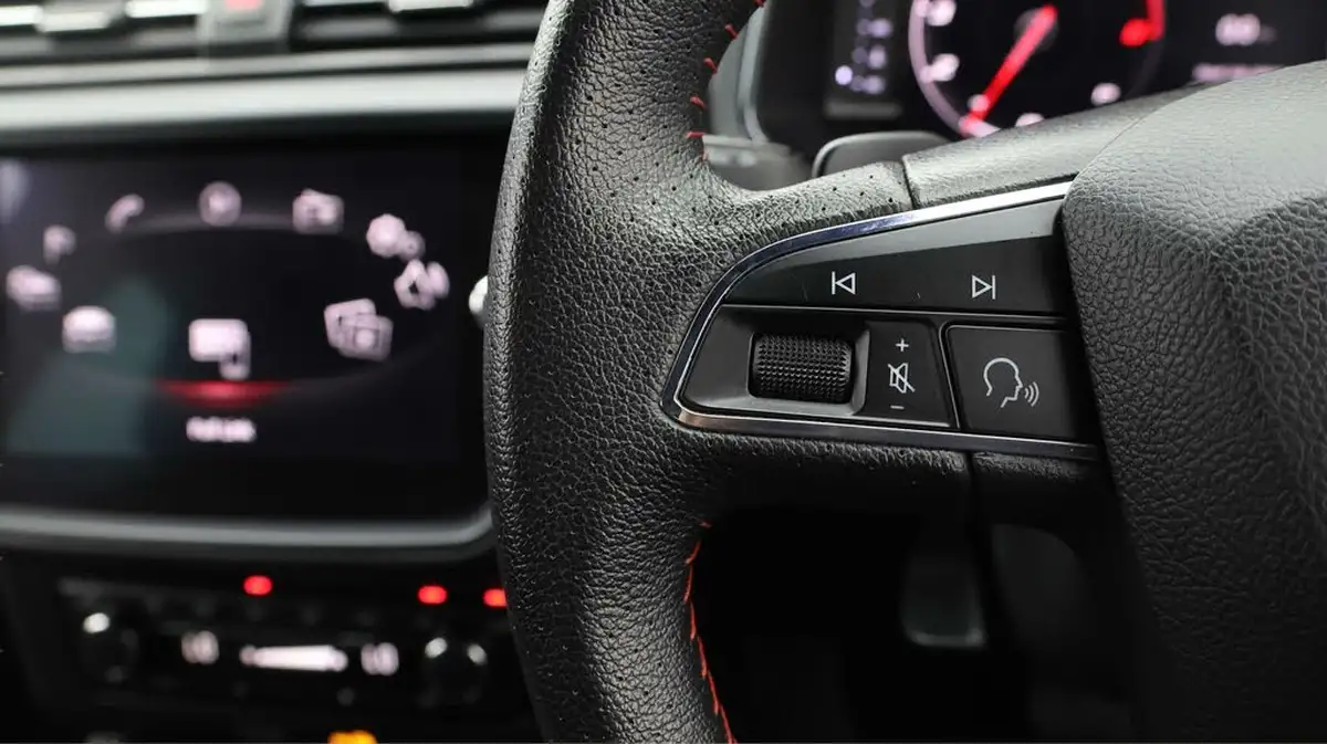 2019-seat-ibiza-10-tsi-fr-sport-115ps-dsg-big-20