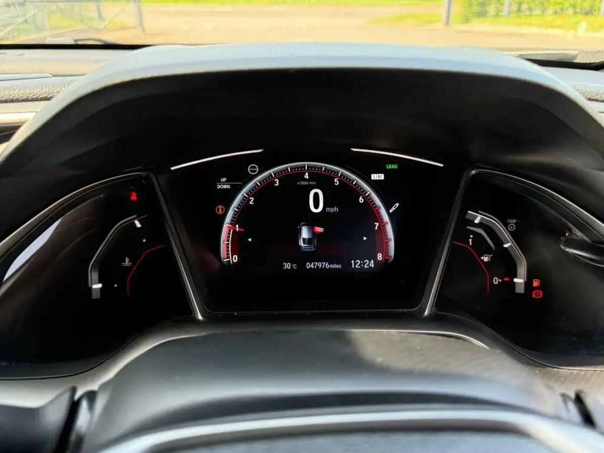 2019-honda-civic-15-vtec-turbo-sport-plus-ss-big-22