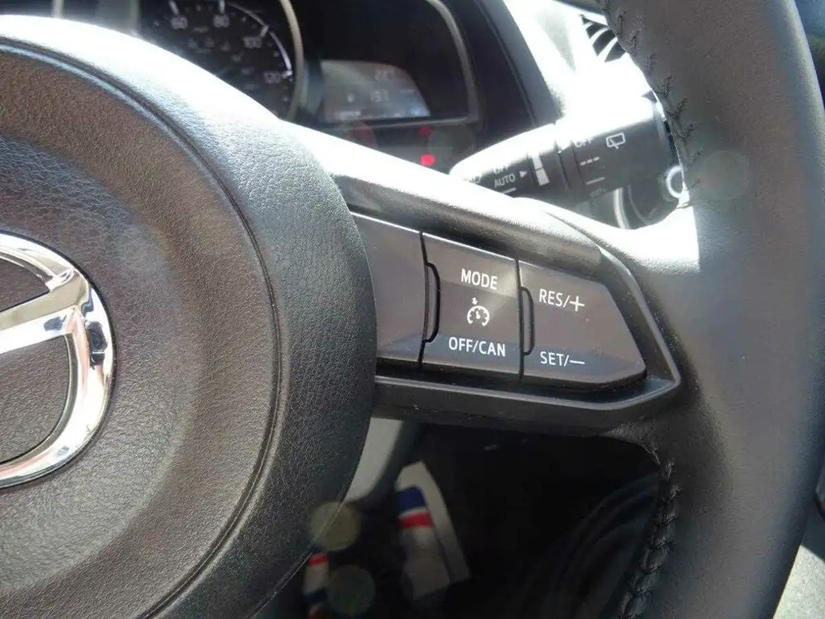 2022-mazda-mazda2-15-e-skyactiv-g-se-l-big-35