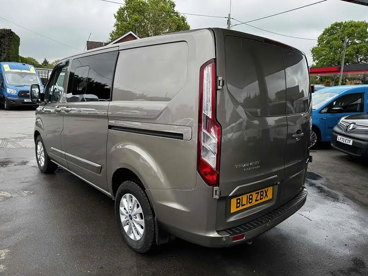 2018-ford-transit-custom-20tdci-320-l1h1-limited-130pseu6-double-cab-in-van-big-5
