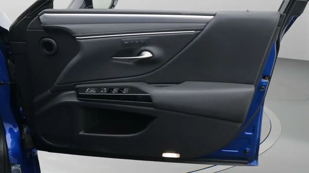 2021-lexus-es-300h-25-f-sport-215bhp-big-15