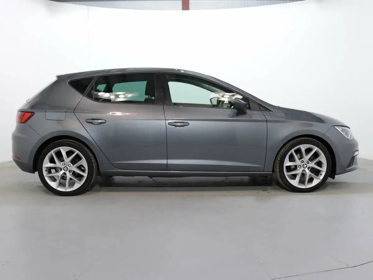 2017-seat-leon-14-tsi-fr-technology-hatchback-5d-big-7
