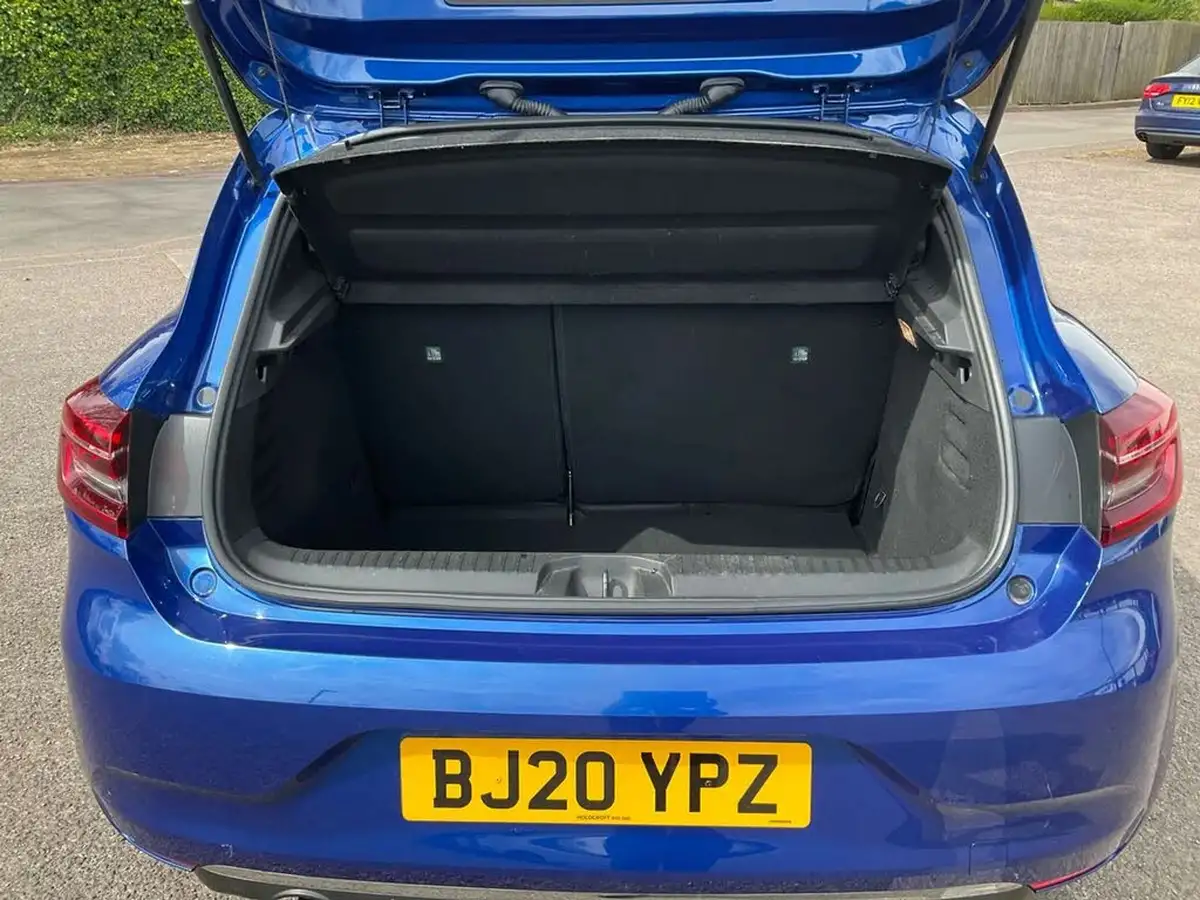 2020-renault-clio-10-sce-iconic-75bhp-big-23