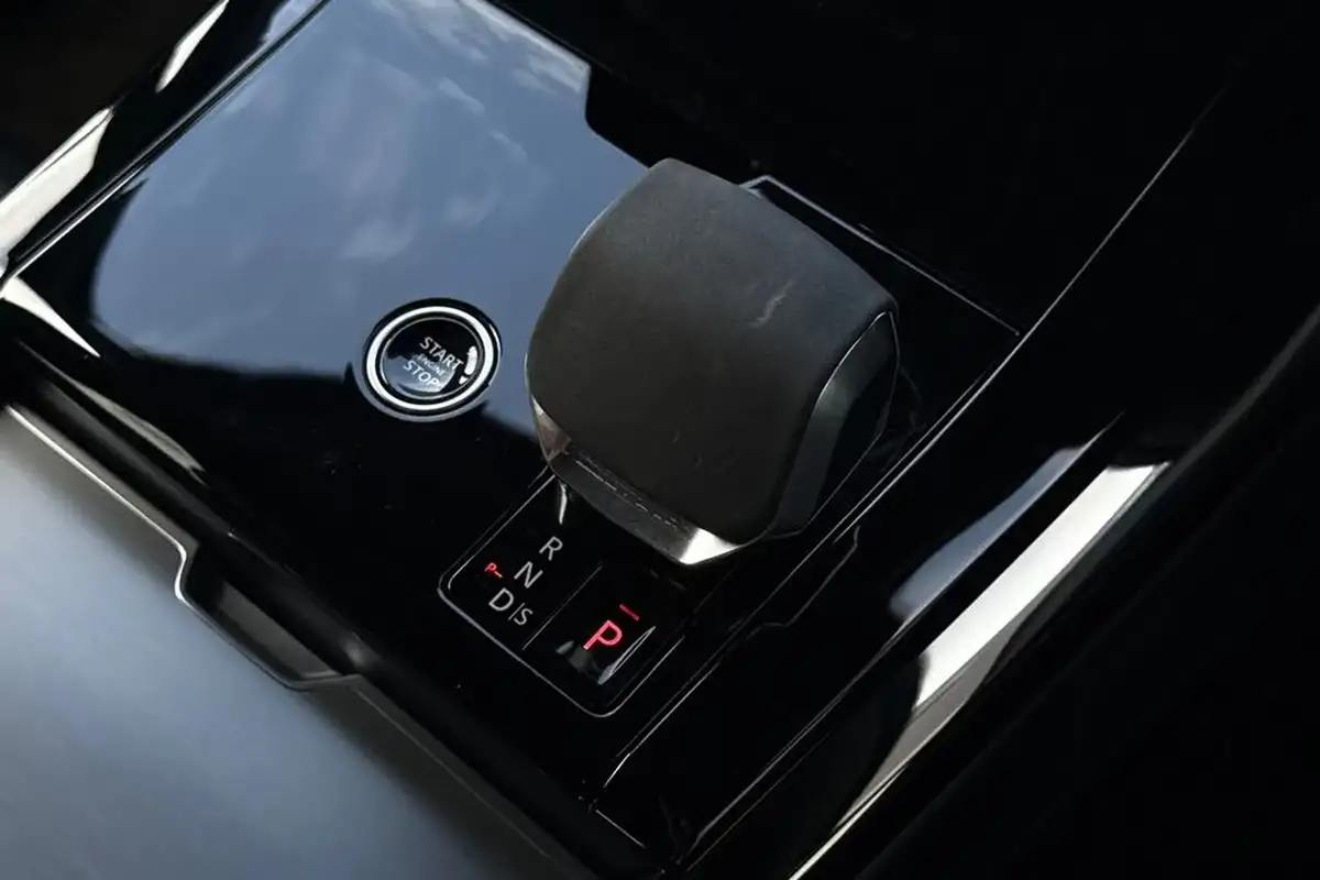 2023-land-rover-range-rover-sport-30-d300-dynamic-se-big-13