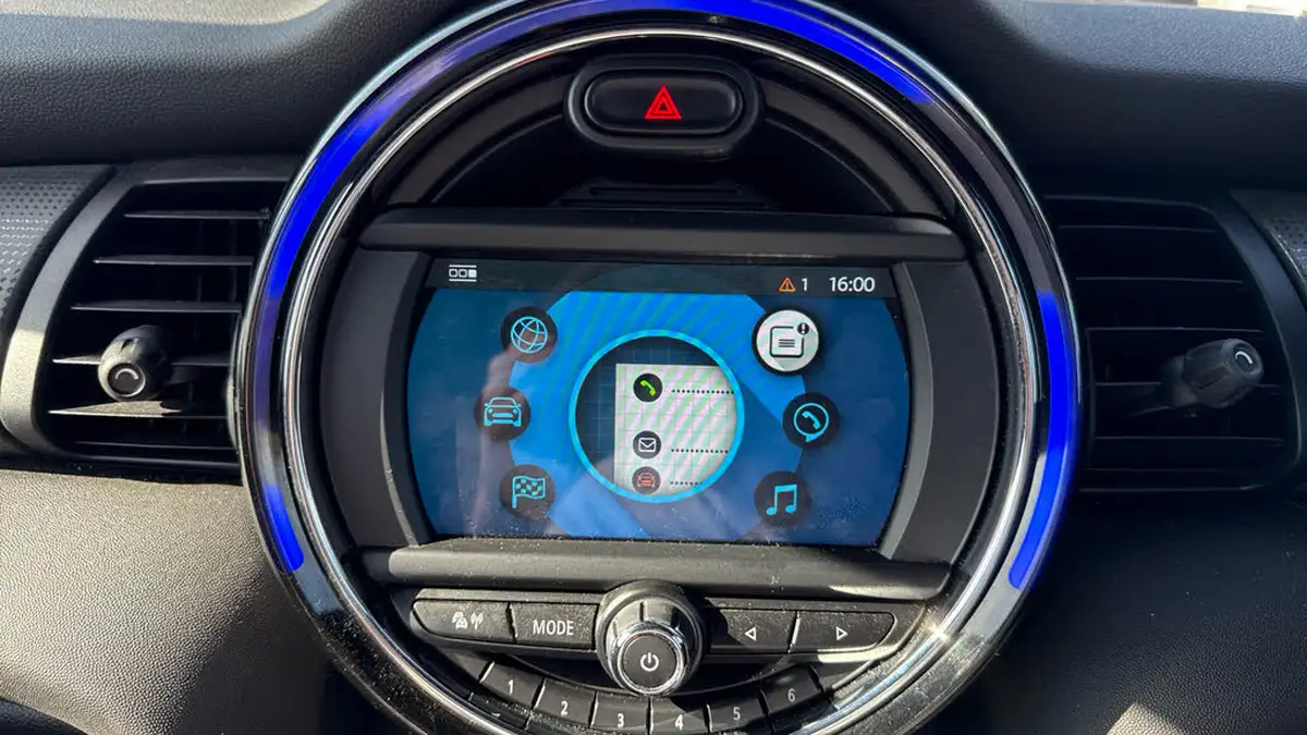 2019-mini-cooper-15-cooper-sport-hatchback-3d-auto-big-11
