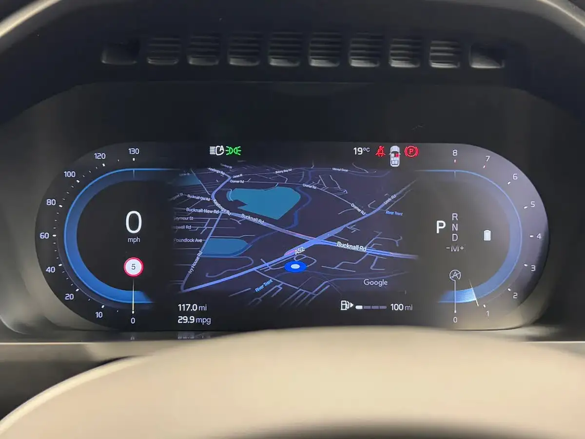 2022-volvo-xc90-20-b5-plus-big-31