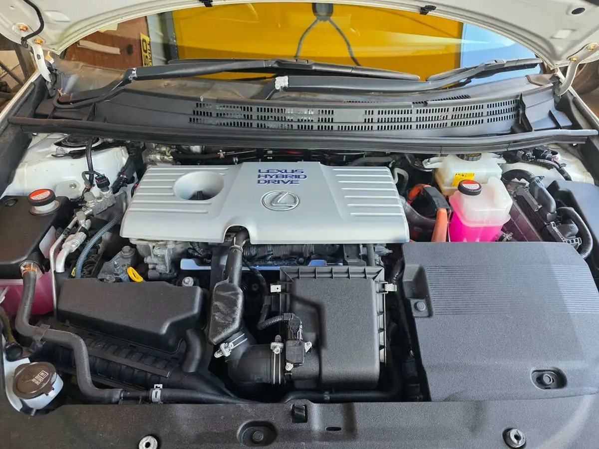 2015-lexus-ct-200h-18-advance-cvt-big-38