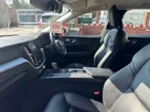 2018-volvo-xc60-20td-d4-momentum-pro-awd-geartronic-small-4