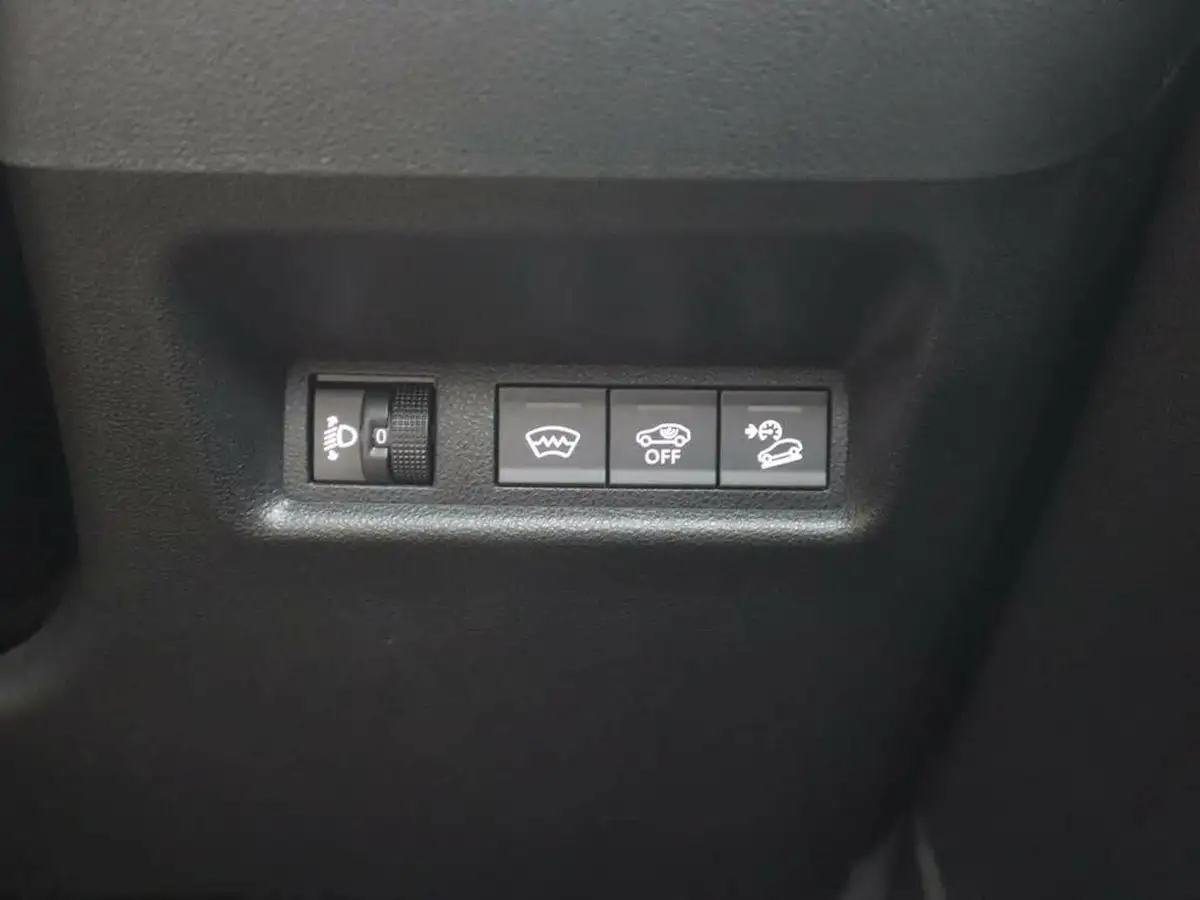 2024-jeep-avenger-12-gse-summit-e-hybrid-48v-auto-big-28