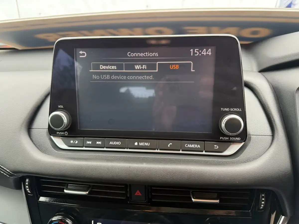 2022-nissan-qashqai-13-dig-t-acenta-premium-140ps-big-36