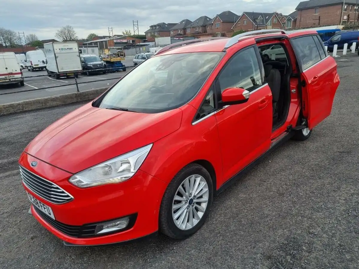 2018-ford-c-max-10t-titanium-125ps-big-15