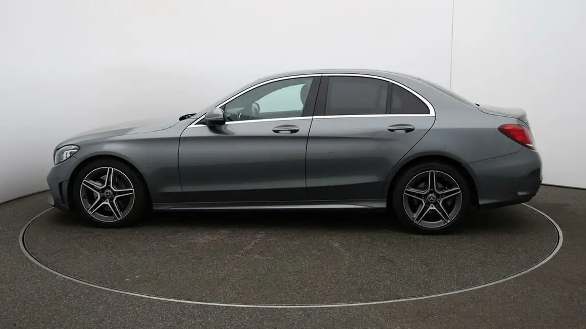 2019-mercedes-benz-c-class-20d-c300d-amg-line-245ps-ss-saloon-4d-big-55