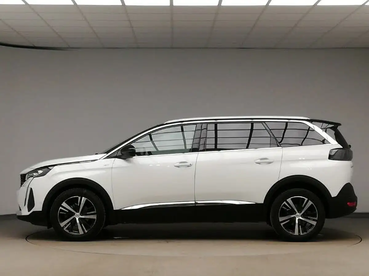 2023-peugeot-5008-suv-15-bluehdi-gt-130ps-eat8-big-3