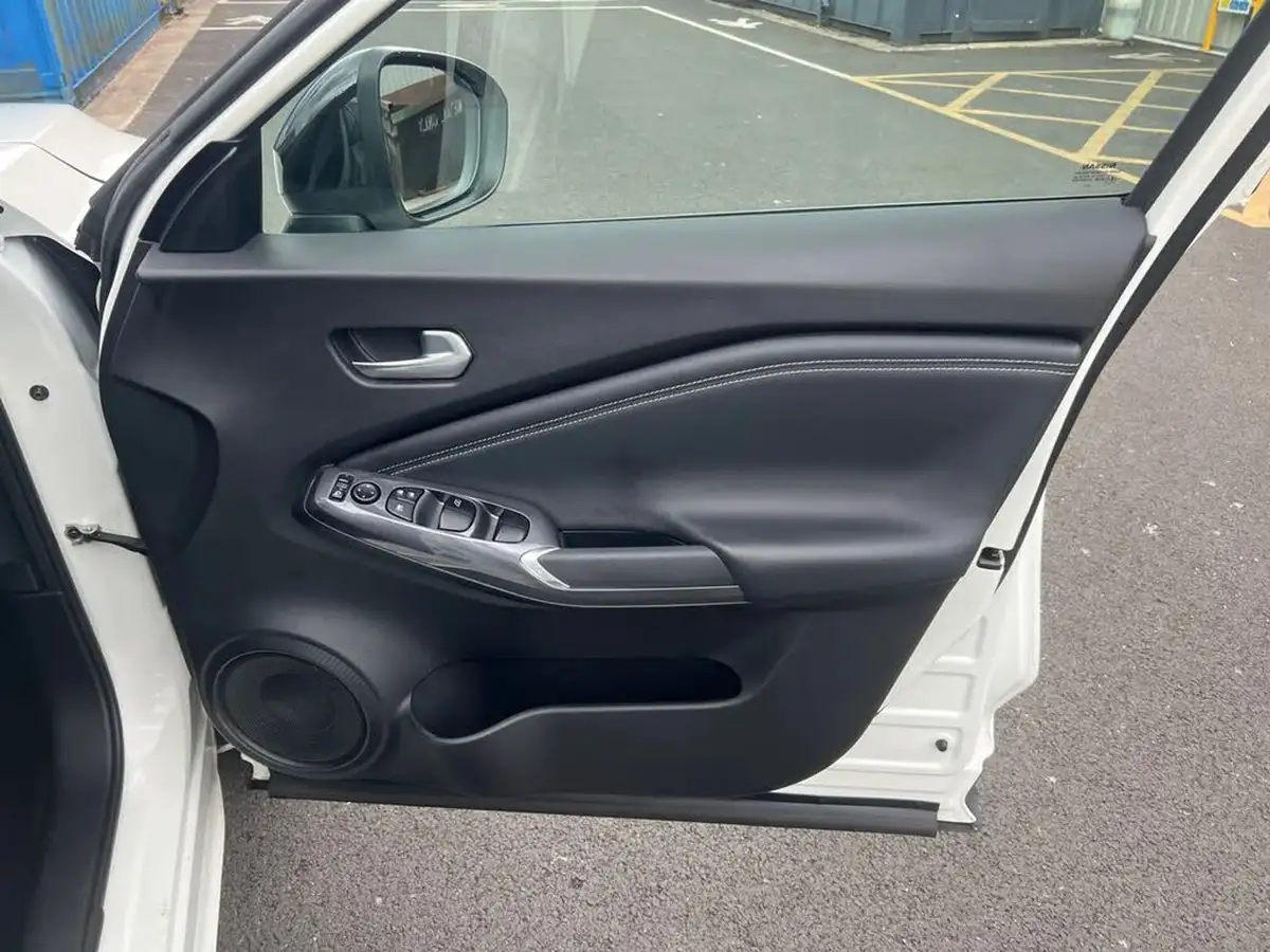 2023-nissan-juke-10-dig-t-tekna-big-16