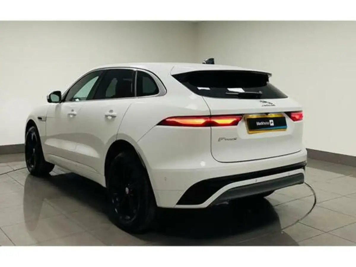 2021-jaguar-f-pace-20-d165-r-dynamic-s-mhev-big-3