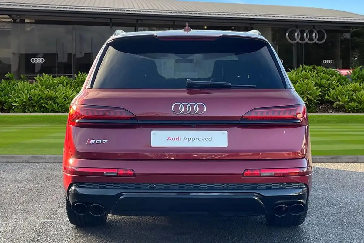 2020-audi-sq7-40tdi-big-3