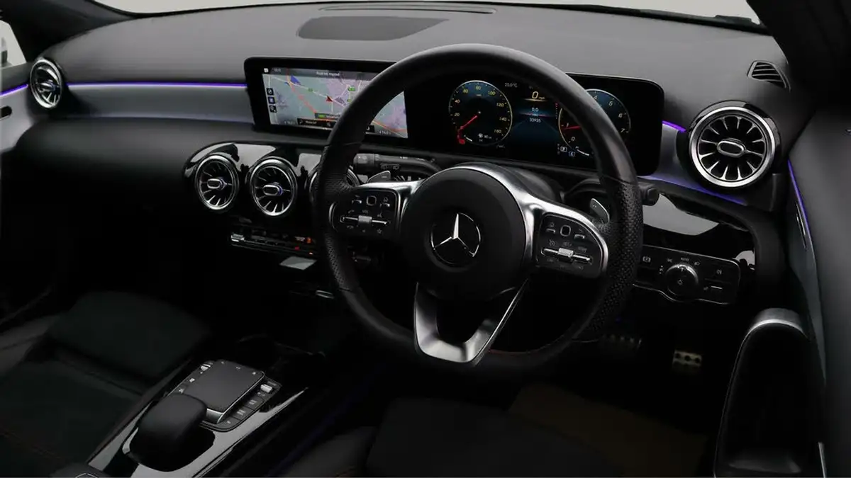 2020-mercedes-benz-a-class-13-a200-amg-line-premium-hatchback-5d-7g-dct-big-8