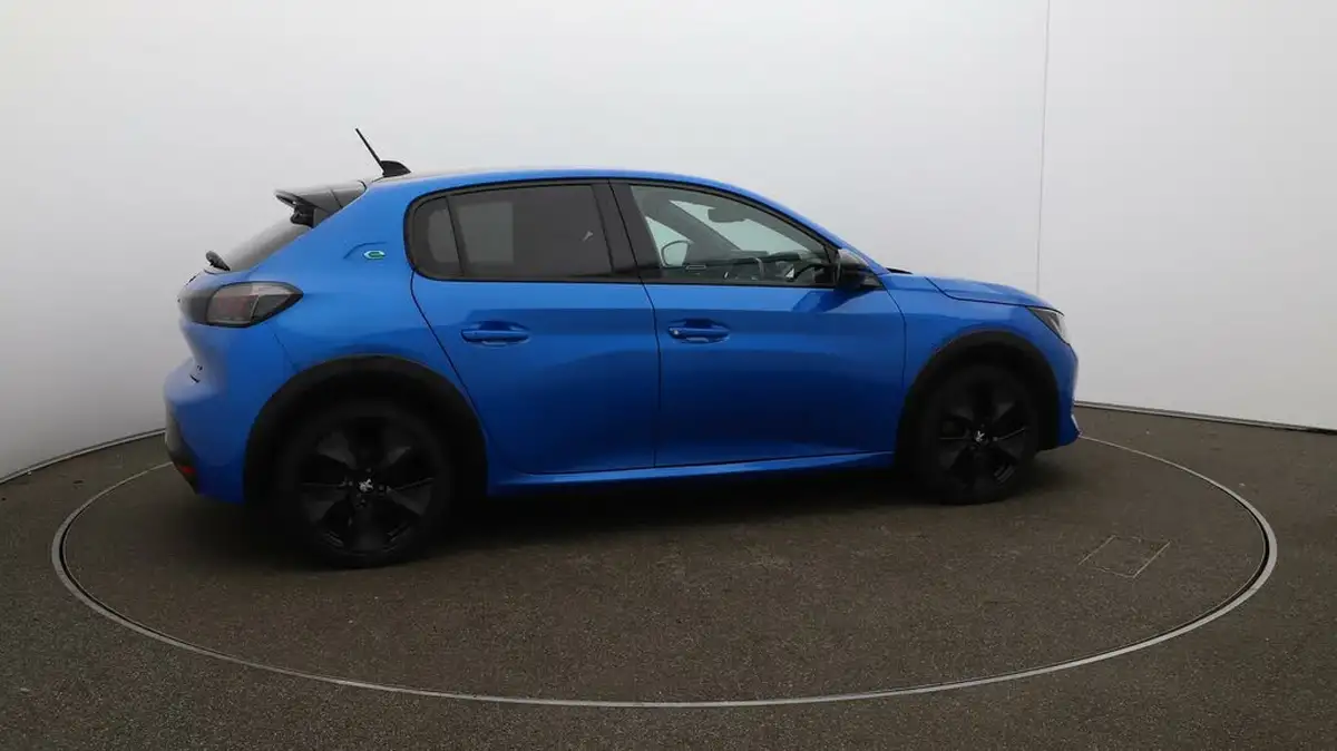 2021-peugeot-208-e-gt-50kwh-big-44