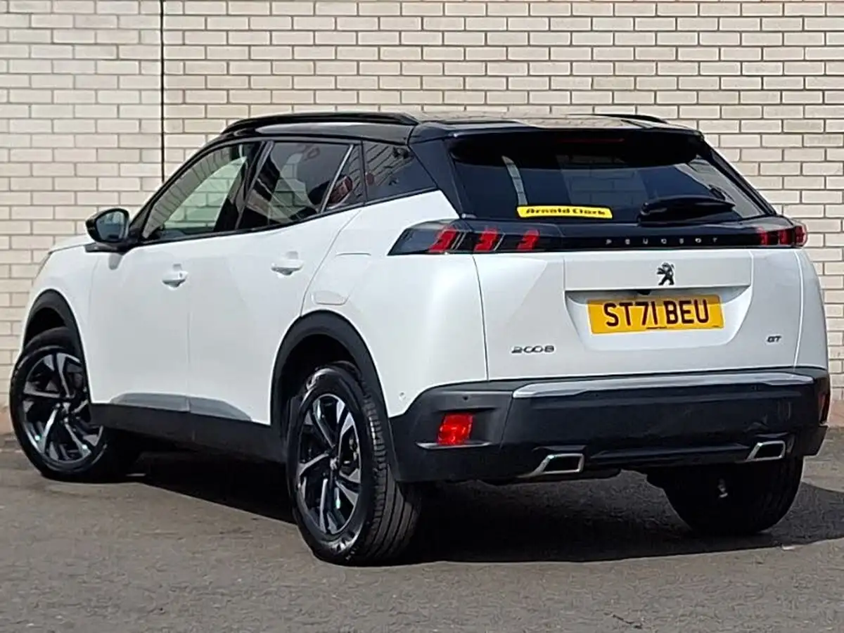 2021-peugeot-2008-suv-12-puretech-gt-big-1