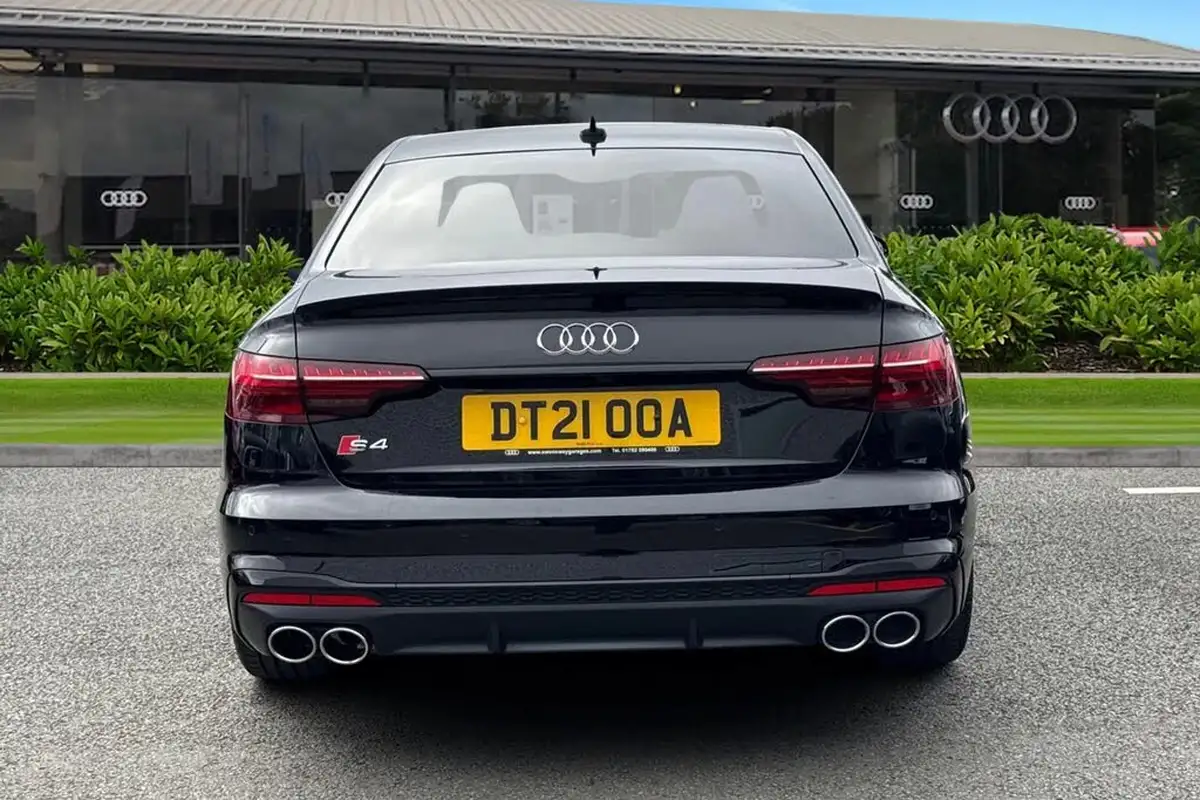 2021-audi-s4-30tdi-v6-black-edition-341ps-big-3