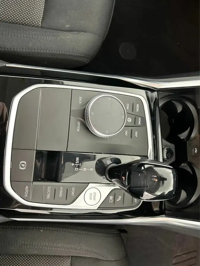 2021-bmw-3-series-20-330e-se-pro-saloon-4d-big-12