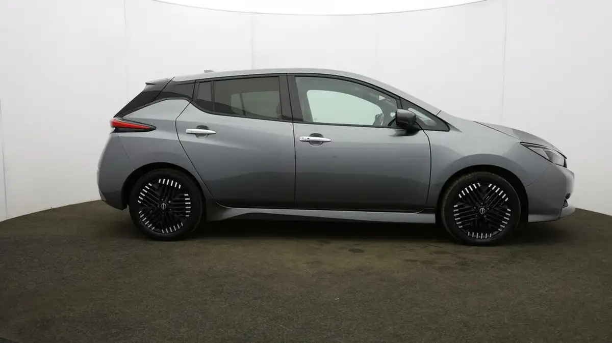 2022-nissan-leaf-e-n-connecta-39kwh-big-43