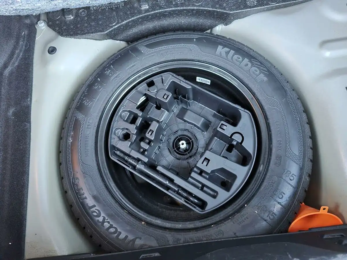 2019-citroen-c3-12-puretech-feel-82ps-big-34