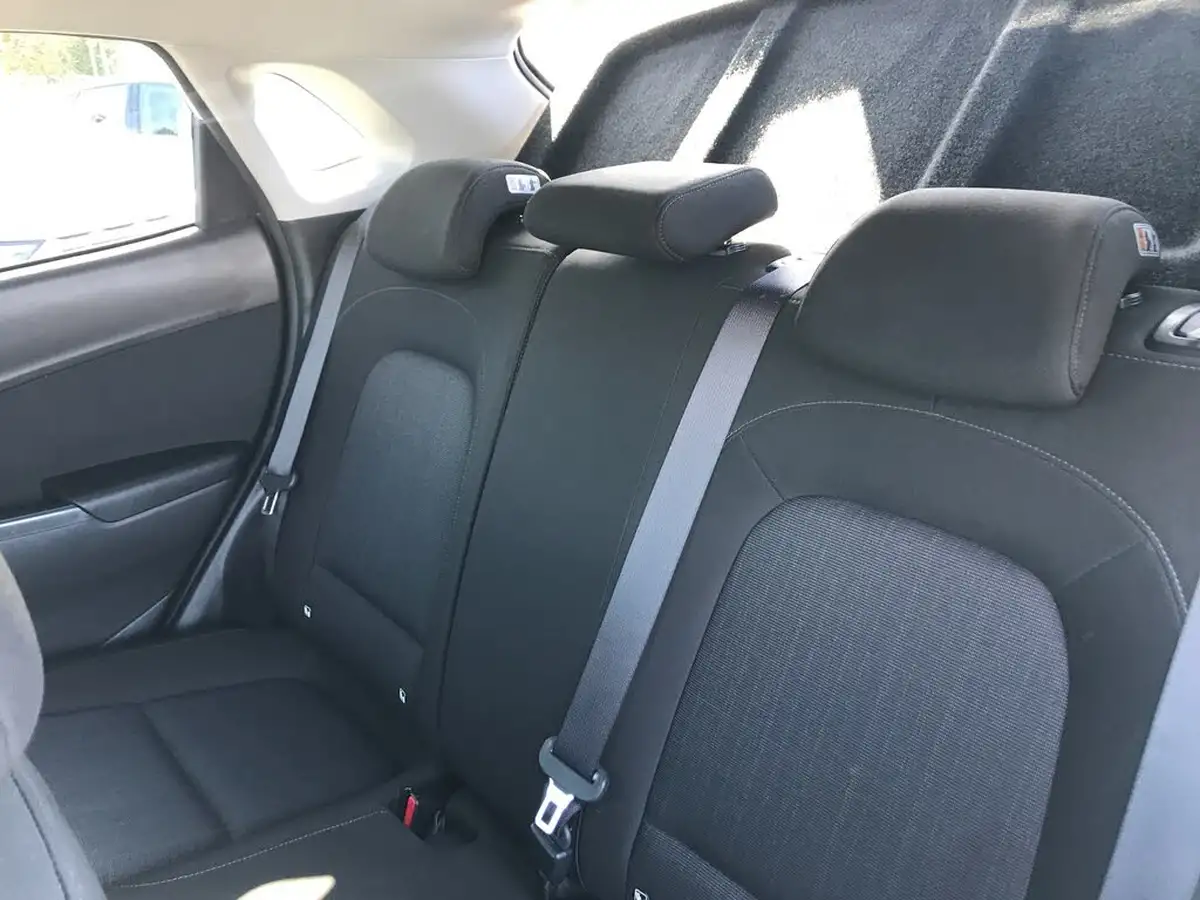 2022-hyundai-kona-16-gdi-premium-big-5